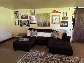 Smart TV, DVD player, books, video library - Mountain Hideaway with Direct Access to Ski Slopes & Purgatory Mountain Resort  (Durango)
