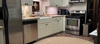 Charming 2 bedroom condo in the heart of beautiful Natchez, MS.