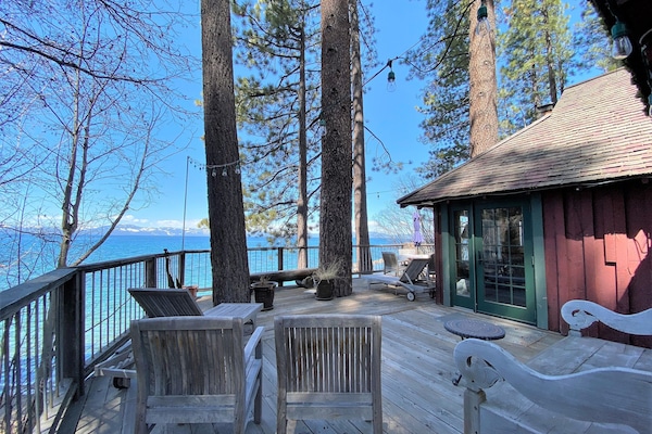 amazing deck overlooking the lake - amazing deck overlooking the lake