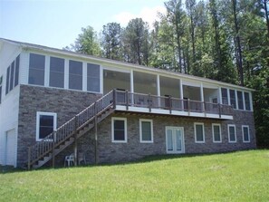 Exterior - Relax at the Lake in This Beautiful Water Front Home! (Bumpass)