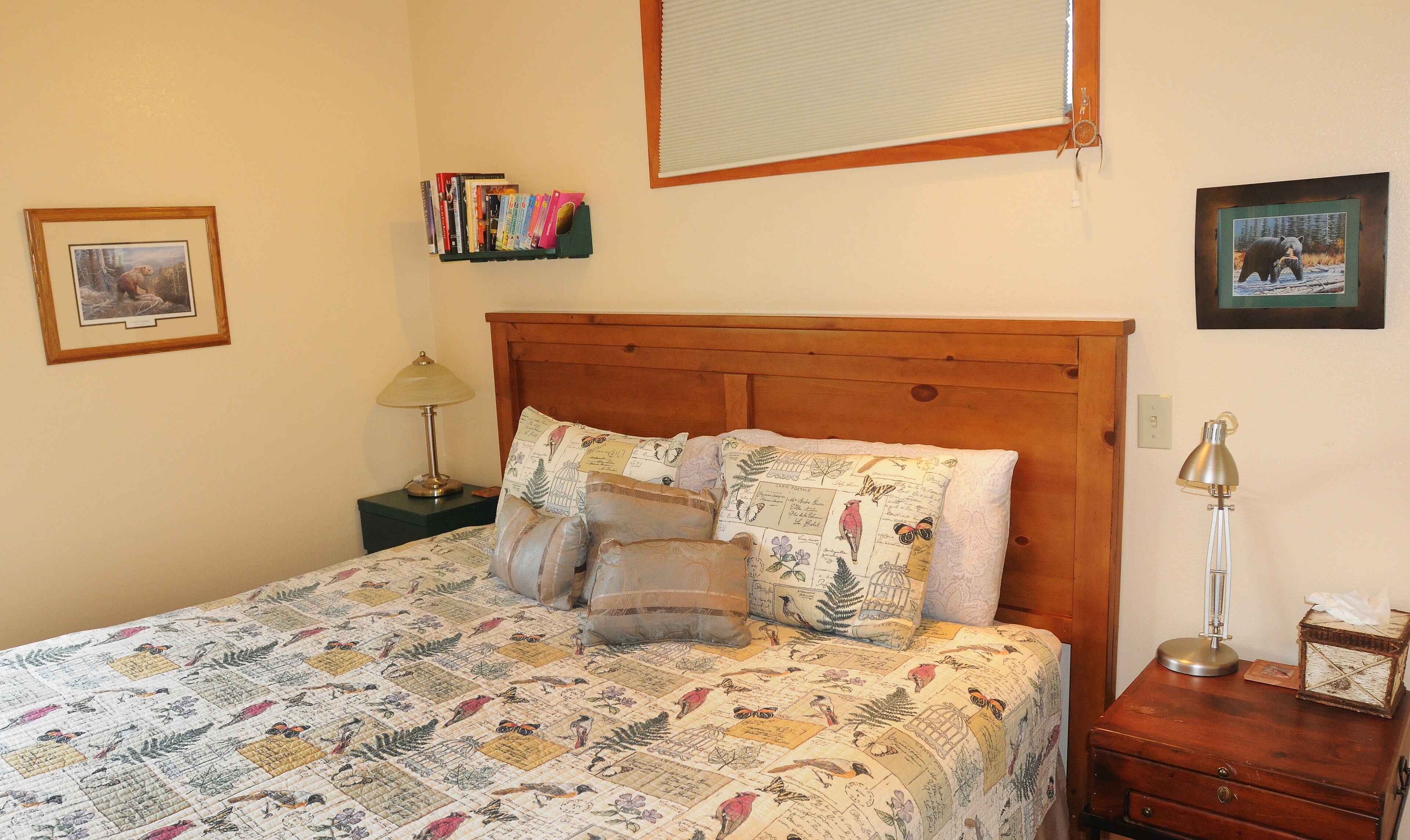 1 bedroom, iron/ironing board, travel cot, free WiFi