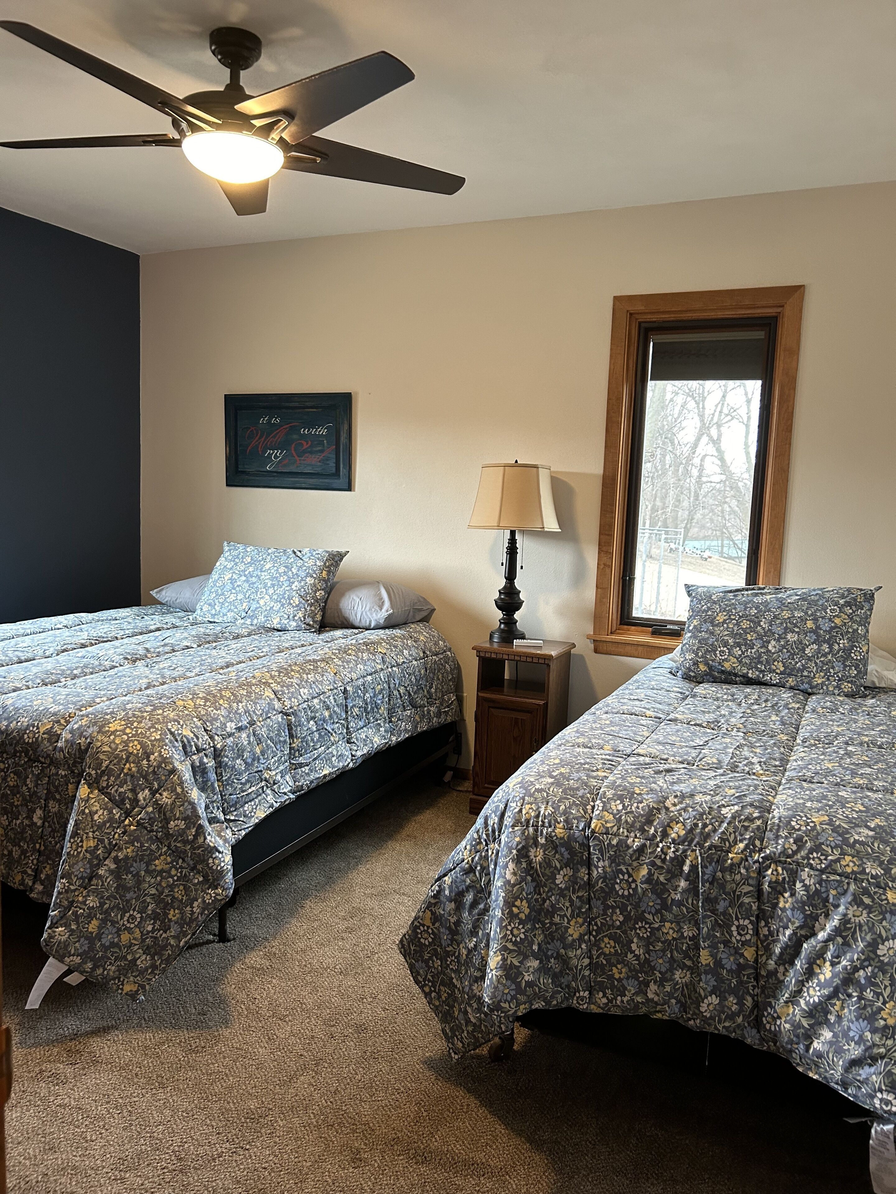 4 bedrooms, desk, iron/ironing board, travel crib