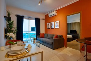 Smart TV - Deluxe standard apartment 55m2 (Santo Domingo)