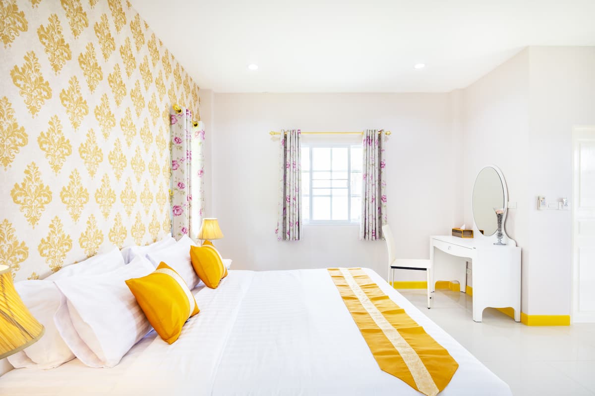 Villa | 1 bedroom, minibar, in-room safe, desk