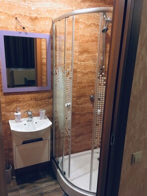 Bathroom - hotel rose (Tbilisi)