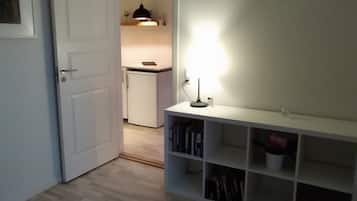 4 bedrooms, premium bedding, down duvets, individually furnished