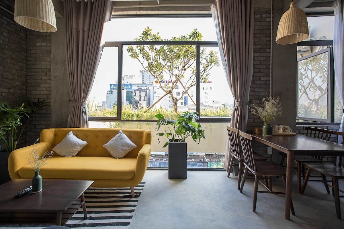 Family Apartment, 2 Bedrooms, Balcony, River View | Living area