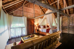 Suite, vistas al río | 1 dormitorio, sábanas de algodón egipcio, ropa de cama de alta calidad