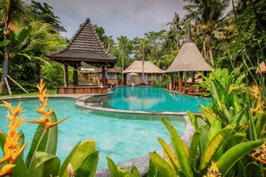 2 outdoor pools, pool loungers - Keramas Sacred River Village (Gianyar)