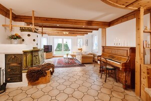 Comfort Double Room 36 sqm | Living area | Flat-screen TV