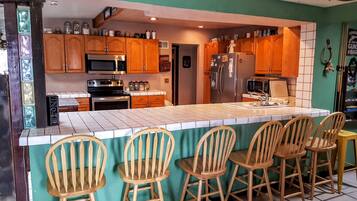 Tempat makan keluarga