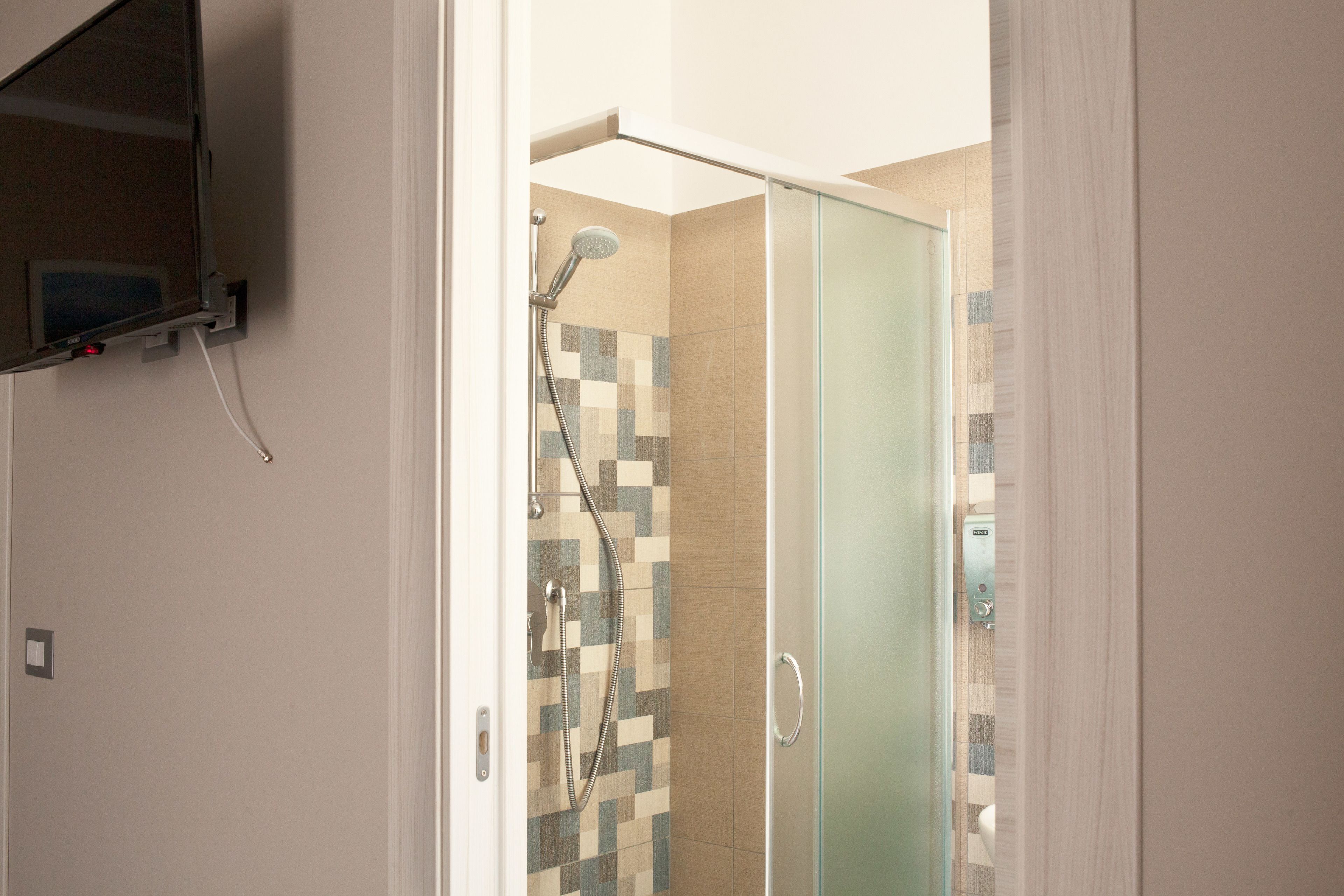 Bathroom shower