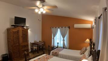 Deluxe Twin Room, 2 Twin Beds | Iron/ironing board, free WiFi, bed sheets