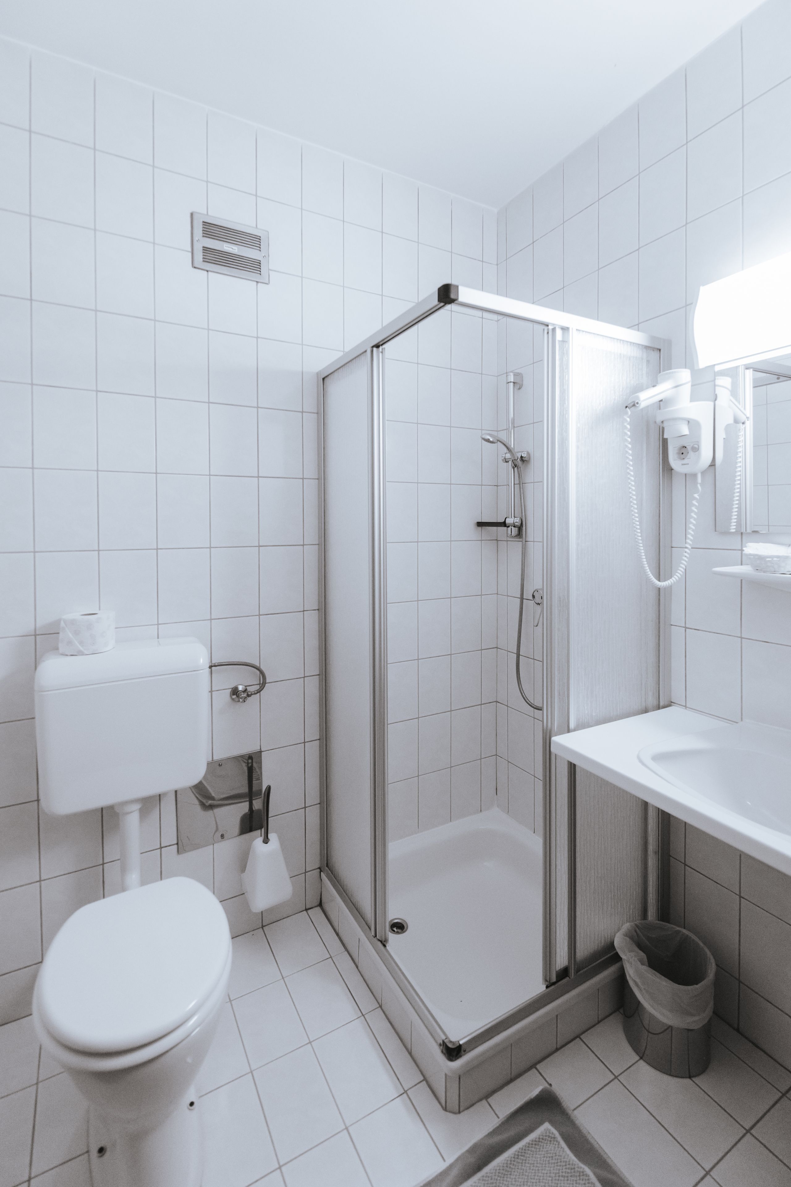 double room | bathroom | shower, hair dryer, towels, soap