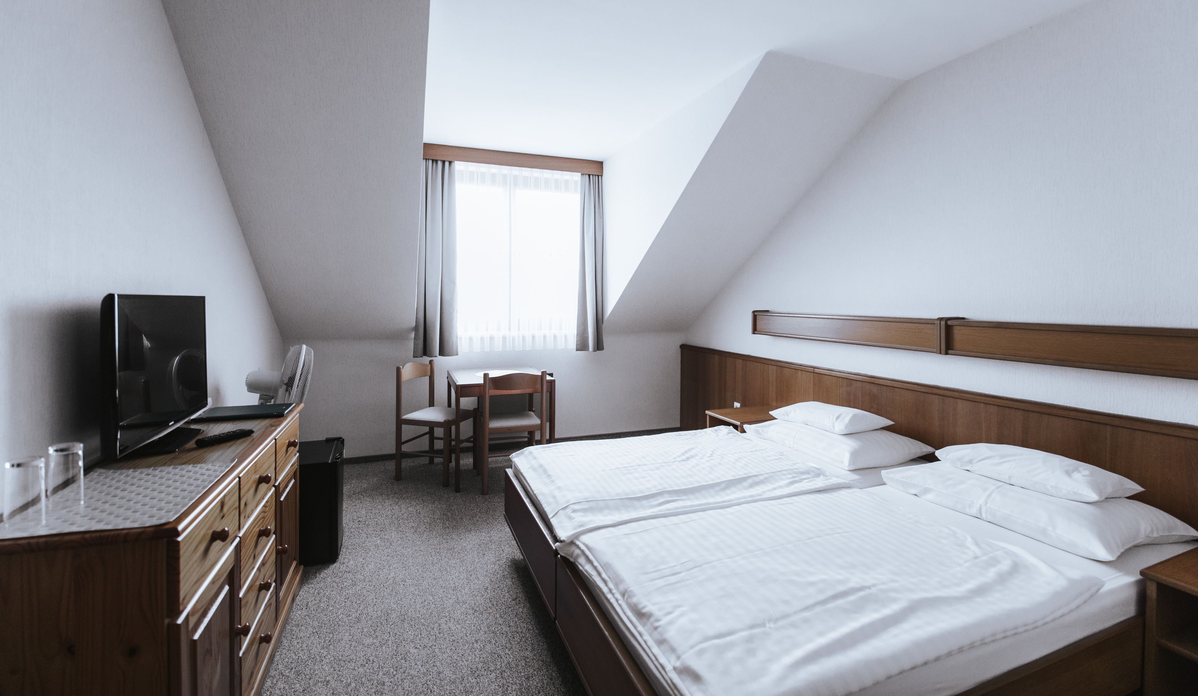 double room | in-room safe, desk, blackout curtains, rollaway beds