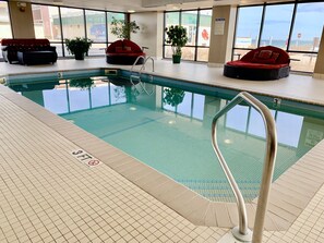 Piscina coperta, una piscina riscaldata