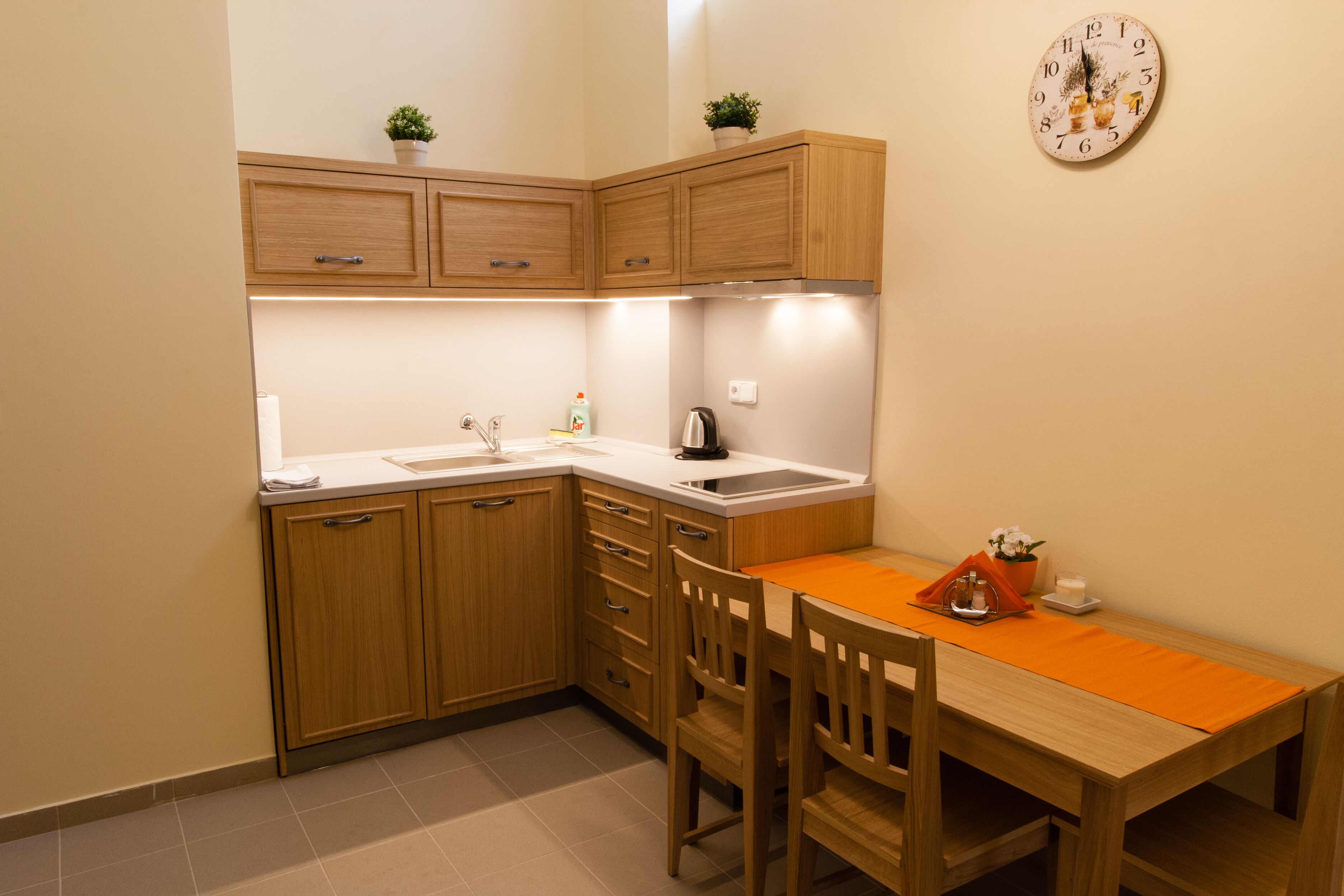 room, 1 bedroom (large) | private kitchen | fridge, stovetop, coffee/tea maker, high chair