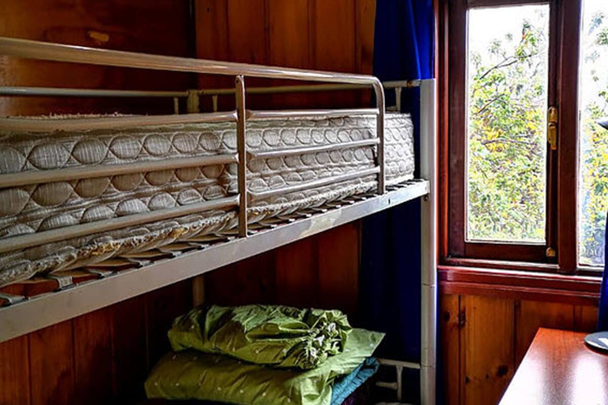 Slaapzaal, gemengde slaapzaal, gedeelde badkamer (2 Beds) | Een kluis op de kamer, een strijkplank/strijkijzer, gratis wifi