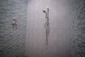 Double Room, 1 Double Bed, Non Smoking | Bathroom shower
