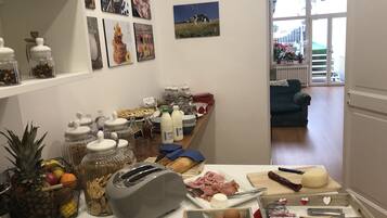 Tägliches inbegriffenes Frühstücksbuffet