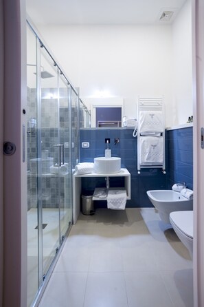 Superior Room, 1 Bedroom | Bathroom - Palazzo Corso Umberto (Bojano)