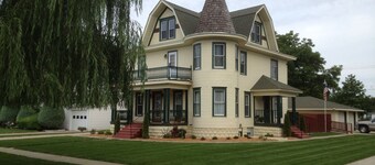 Victorian House Loup by Nebraska