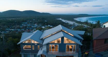 The Skyline 68 - Amazing views (beach & mountains)