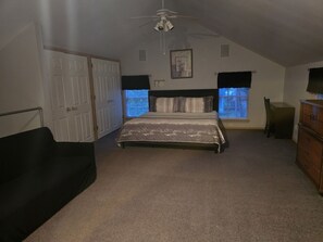 2 Schlafzimmer, Schreibtisch, Bügeleisen/Bügelbrett, kostenloses WLAN