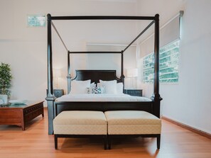 5 Schlafzimmer, Bügeleisen/Bügelbrett, Reisekinderbett, kostenloses WLAN