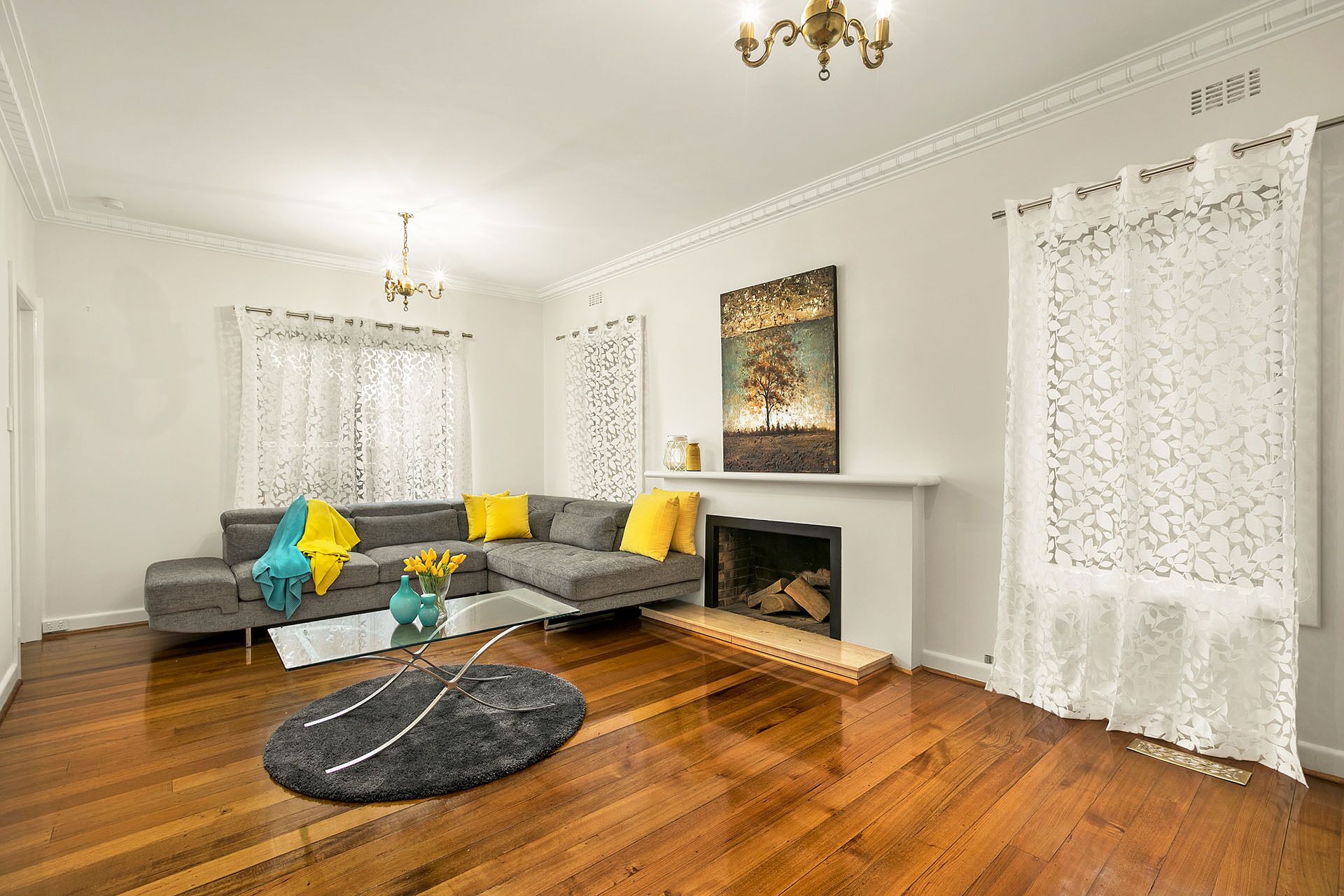 Boutique style 4BR, 2 bath,Pool & Bungalow on 780sqm land near Brighton beach