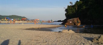 enjoy nature chale with pool 200m from the best beach of ubatuba