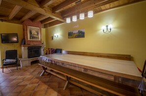 Interior - Self catering El Rincón del Alfoz for 14 people (Mambrillas de Lara)