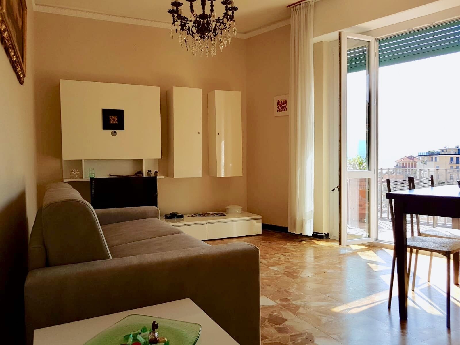 Es Gibt Eine Terrasse Am Golf - Lerici