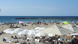Vlak bij het strand, strandlakens