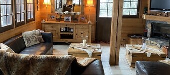Stunningly beautiful 3 Bedroom  Newly Refurbished Ski Chalet (Built 1769)