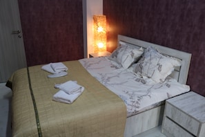 2 Schlafzimmer, Bügeleisen/Bügelbrett, Internetzugang