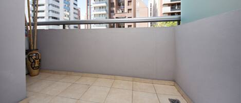 Lägenhet - flera sängar - icke-rökare - utsikt mot staden | Strykjärn/strykbräda, gratis wi-fi och sängkläder