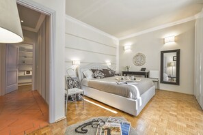 3 室のベッドルーム、アイロン / アイロン台、WiFi、ベッドシーツ