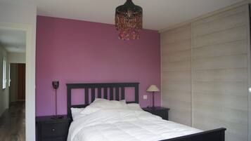 2 間睡房、熨斗/熨衫板、免費 Wi-Fi、床單