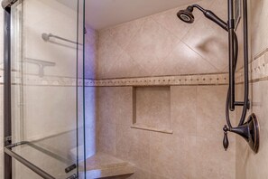 Shower, hair dryer, towels, toilet paper - Watch the turtles from your lanai! 11TH FLOOR Luxury Condo on Ka'anapali Beach! (Lahaina)