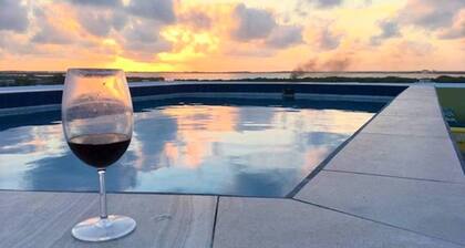 Casa del Rai, Perfect location with Rooftop Pool!