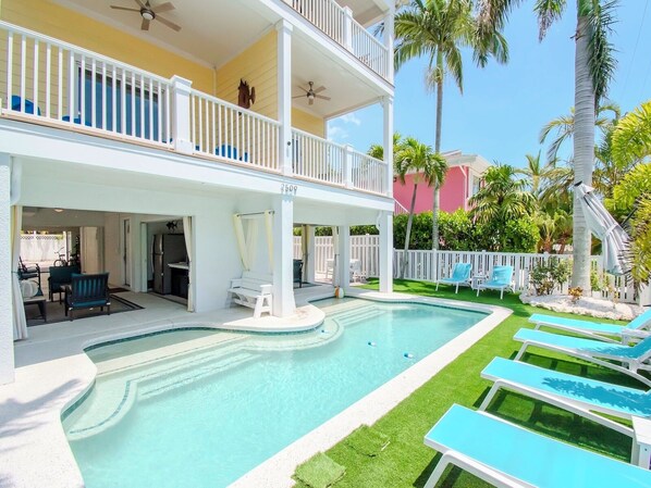 Ulkouima-allas, lämmitetty uima-allas