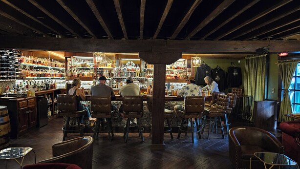 Bar (på overnattingsstedet)