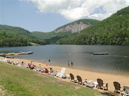 Cozy Condo in Sapphire NC