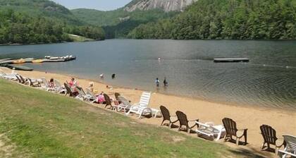 Cozy Condo in Sapphire NC