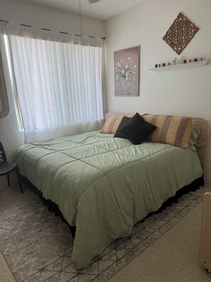 3 bedrooms, iron/ironing board, free WiFi, bed sheets