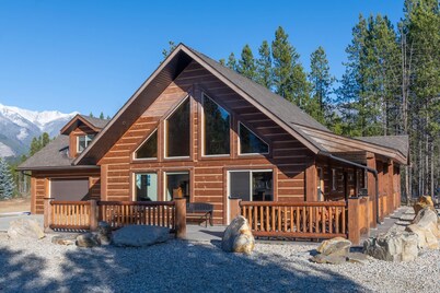 Cranberry Cabin Rental