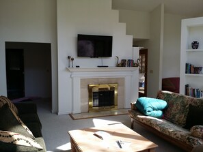 TV, DVD player, table football, ping pong