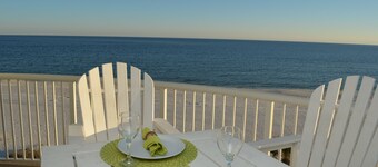 AUGUST 4-11 ÅPEN! VAKRE SUNSETER * 4TH FLOOR * BEACH FRONT * TRADEWINDS *