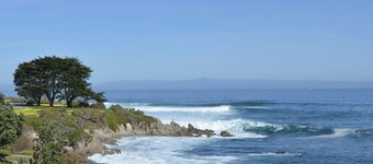 Oceanfront Home with Spectacular Views on Monterey Bay.